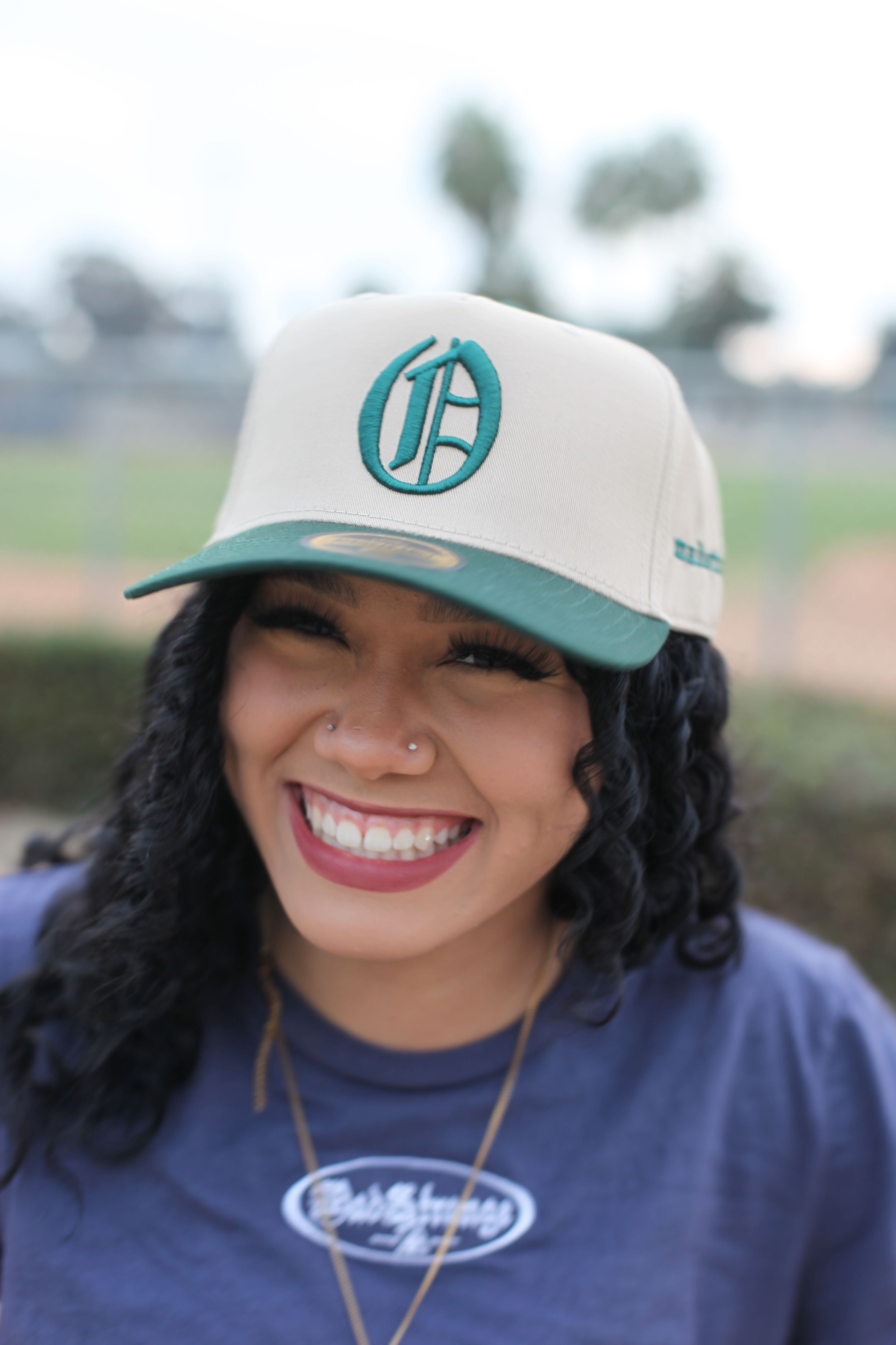 Oceanside Cream/Green Hat