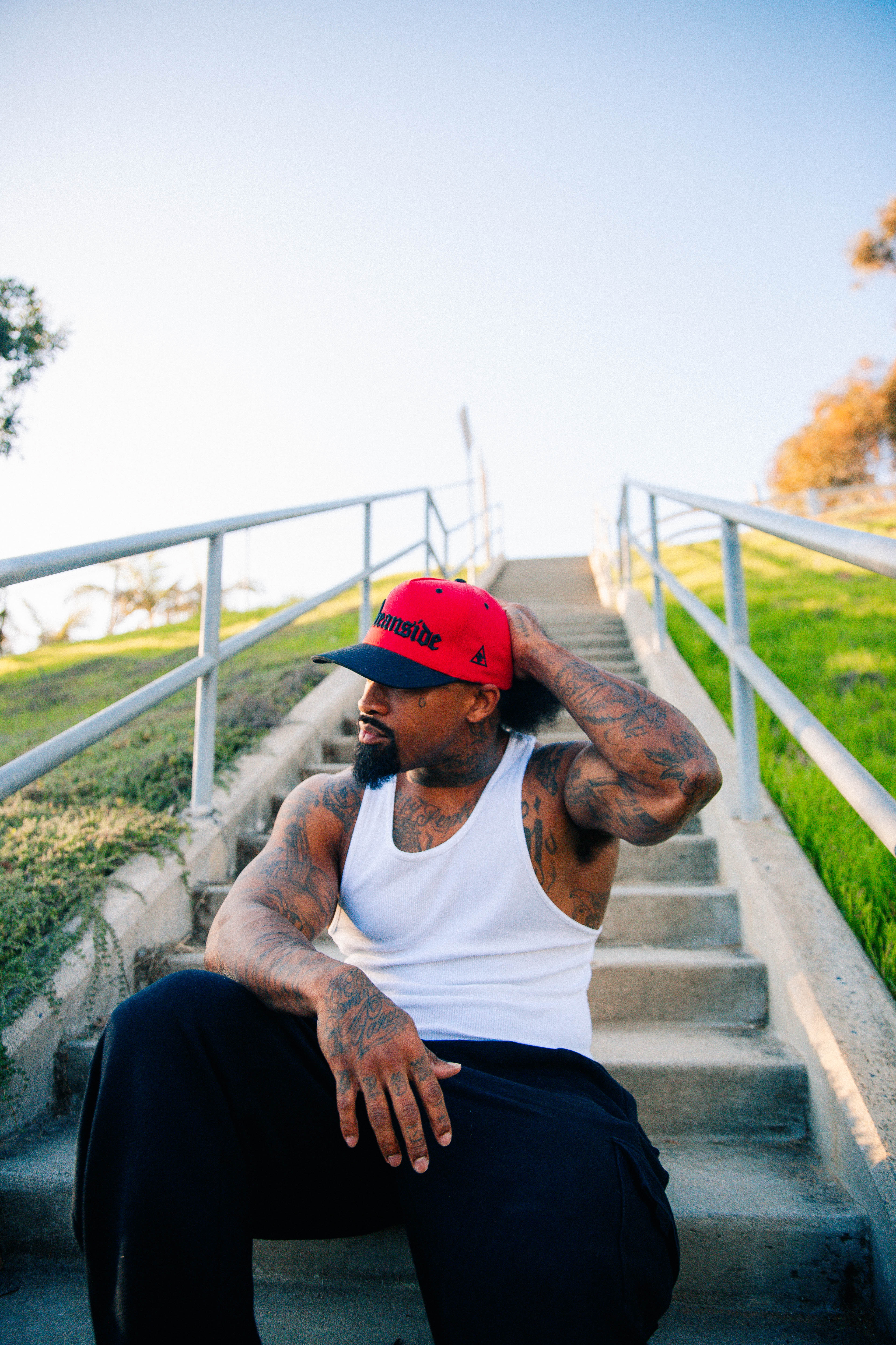 OE Oceanside Snapback Curved Bill (Red and Black)