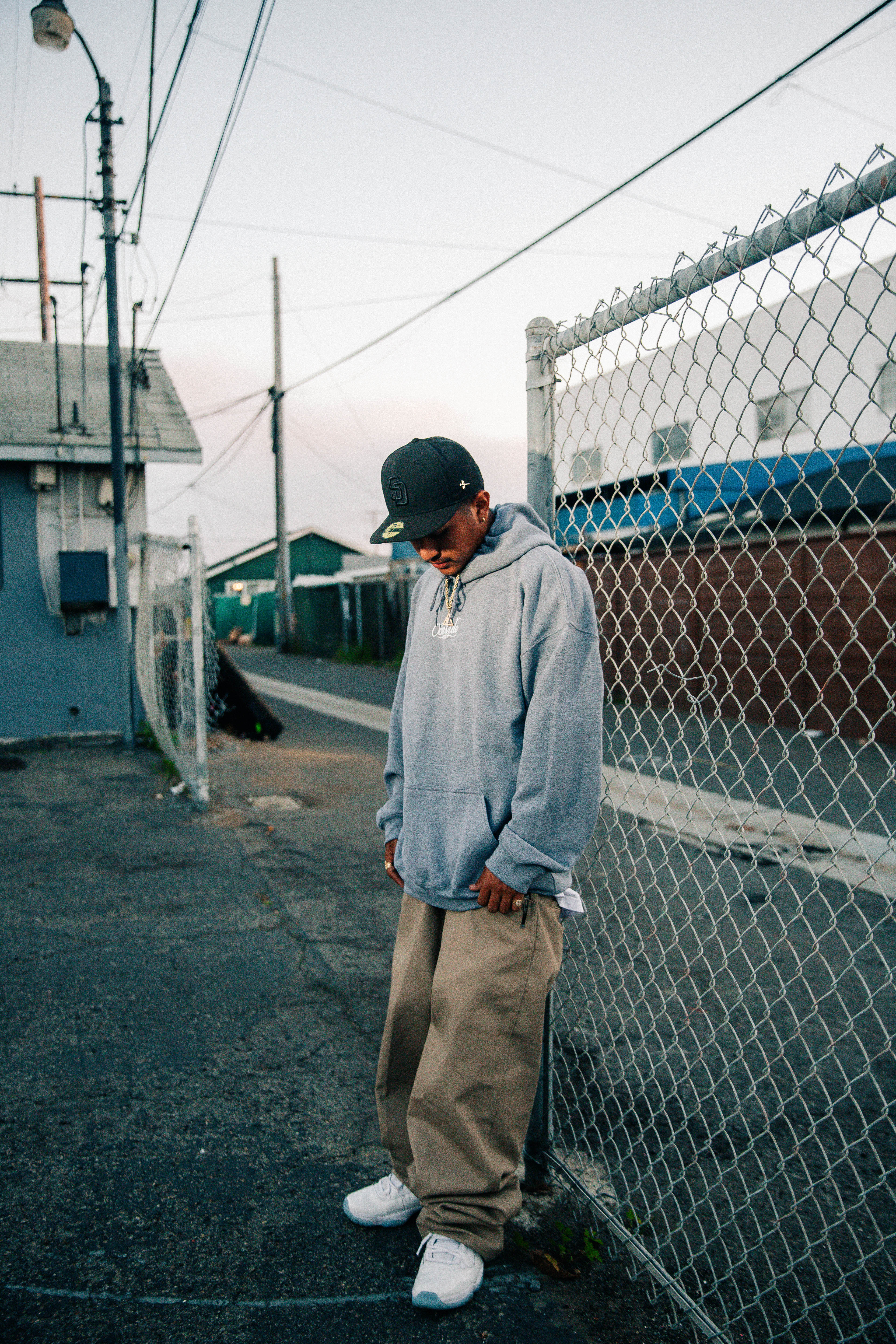 Ciudad de Oceanside Hoodie Circle (Sport Grey)