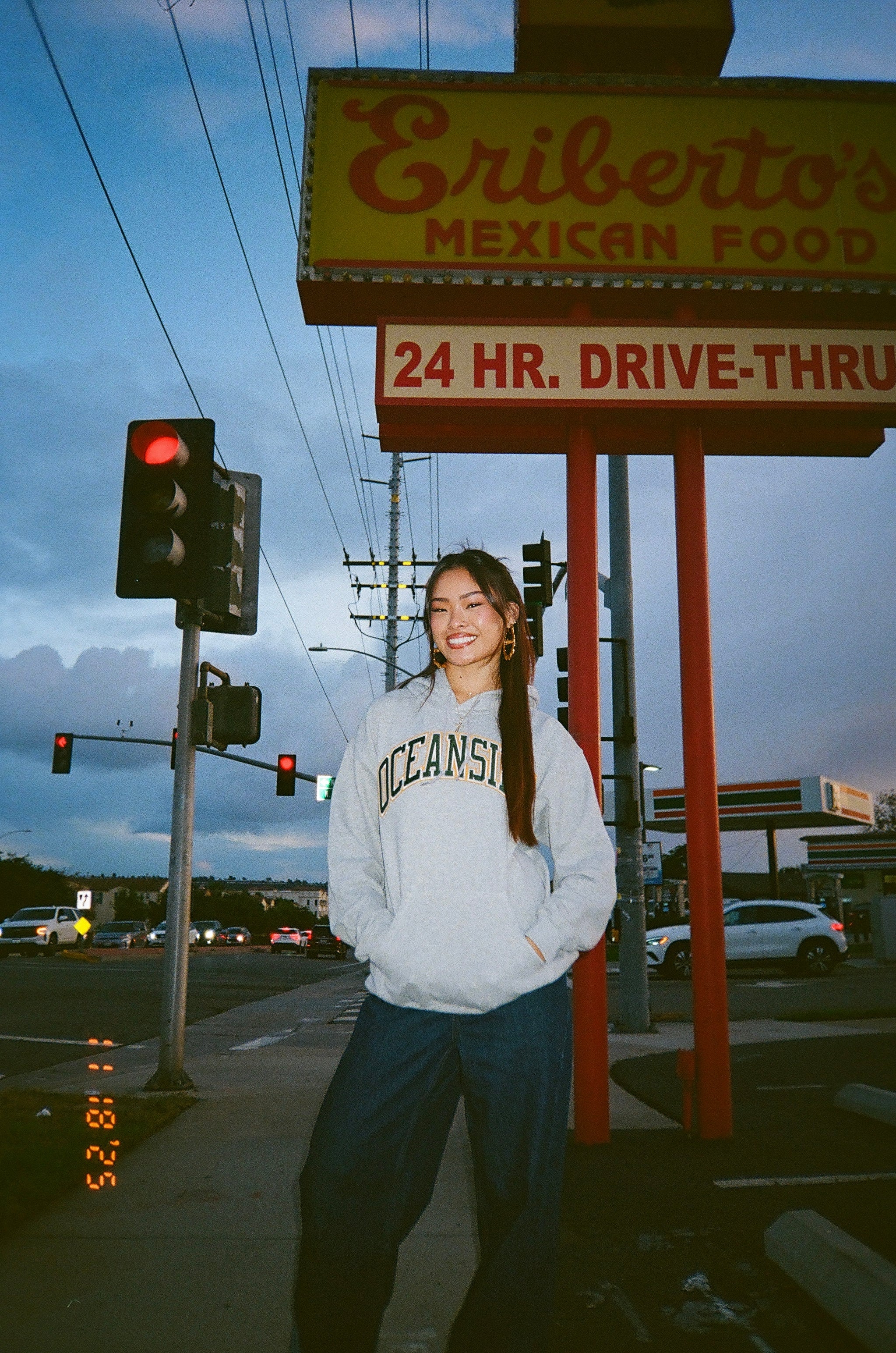 Athletica Hoodie (Grey)