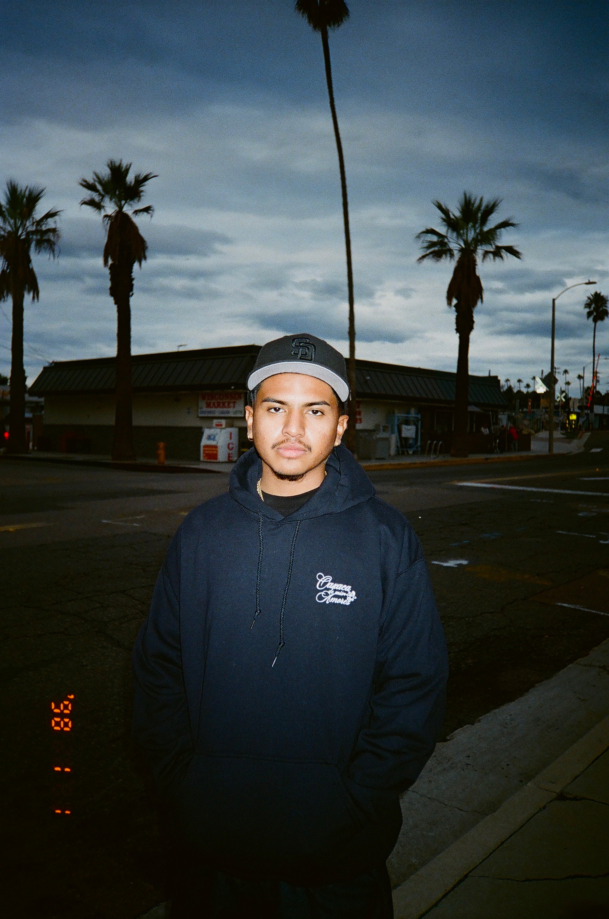 Oaxaca De Mis Amores Hoodie (Black)