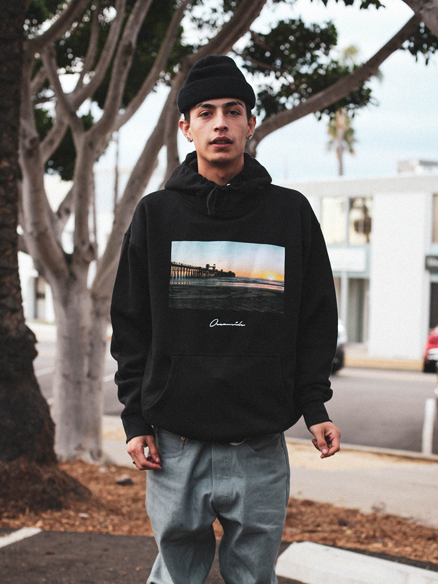 Pier Reppin' Hoodie (BLACK)