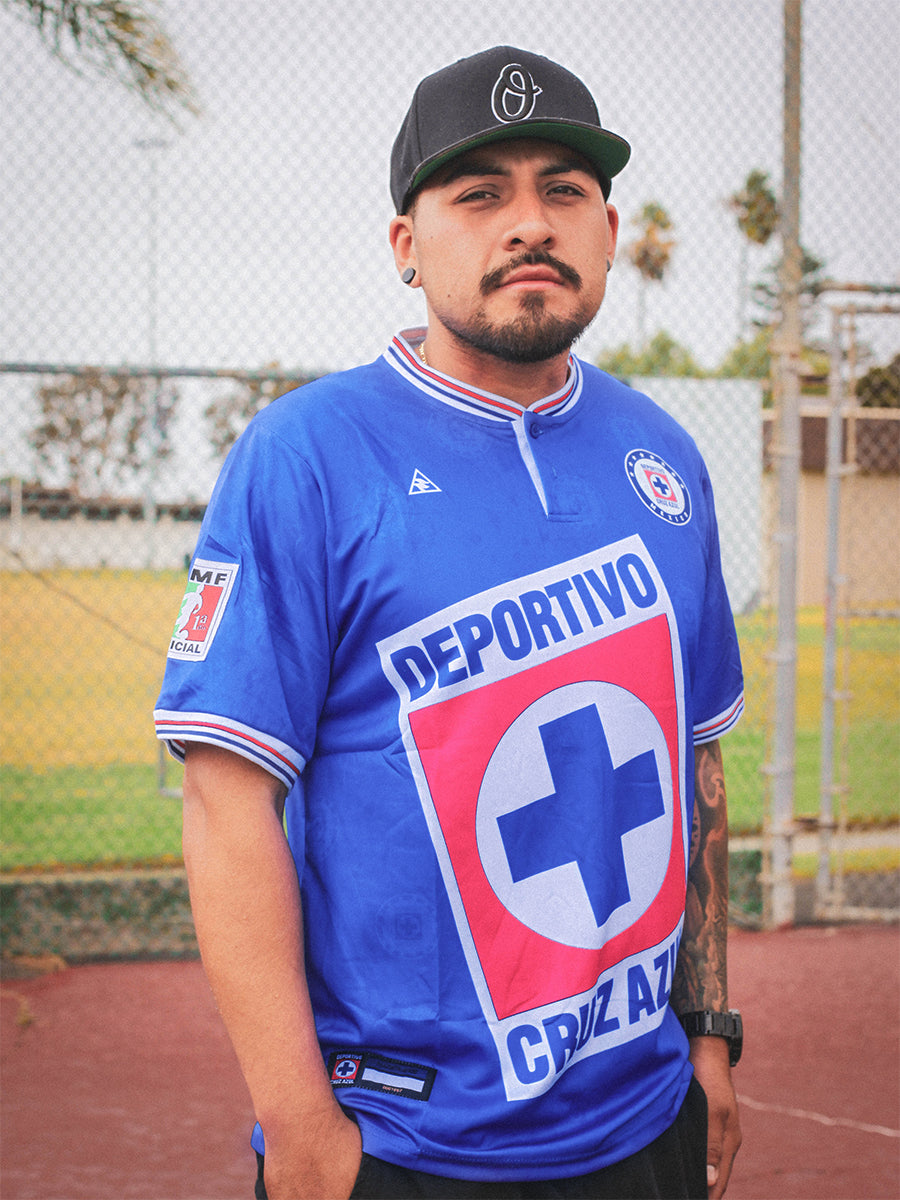 Cruz store azul shirt